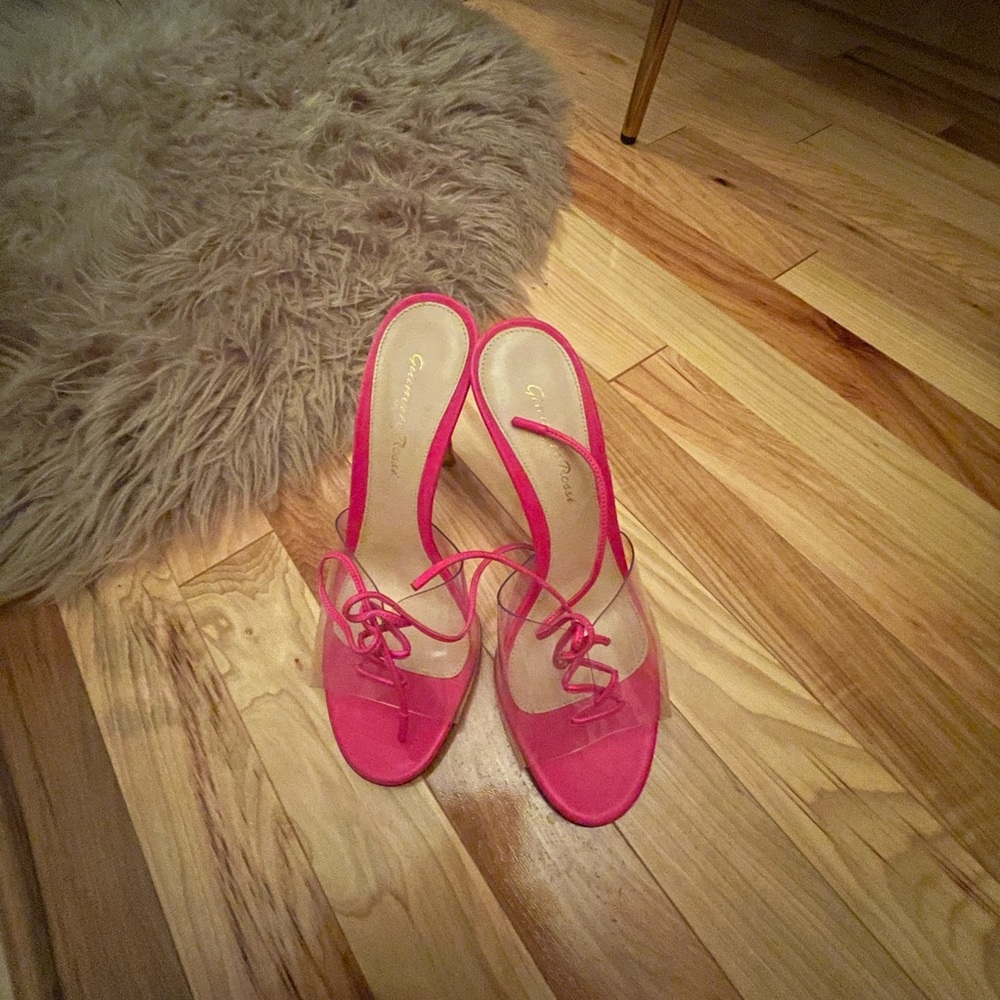 Gianvito rossi heel never worn